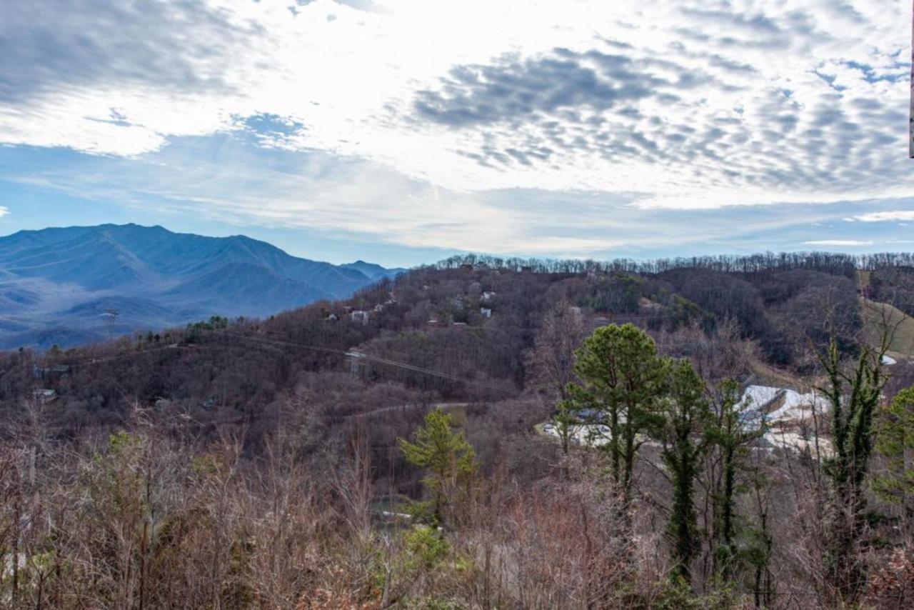 Smoky Mountains Studio With Balcony Гетлинбург Екстериор снимка