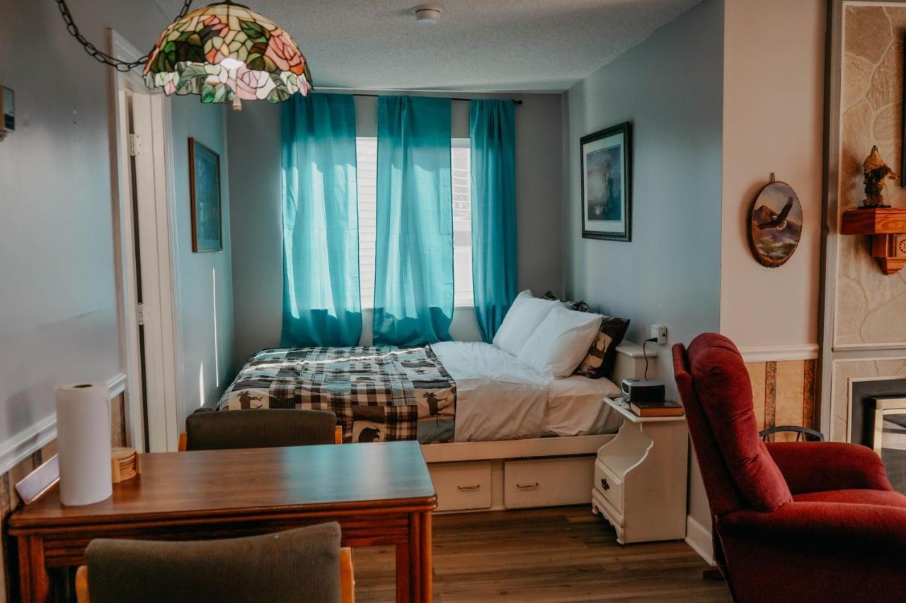Smoky Mountains Studio With Balcony Гетлинбург Екстериор снимка
